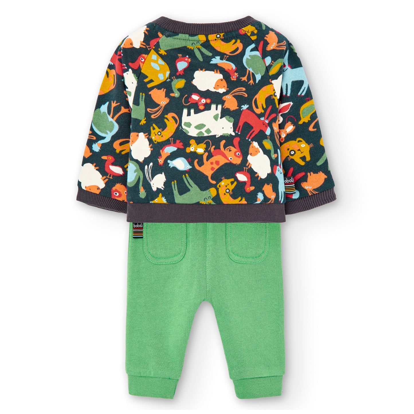 Conjunto de bebé compuesto por sudadera de manga larga con cuello redondo en color oscuro con animales de colores y pantalón de felpa en color verde Boboli