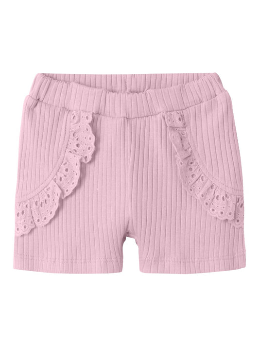 Short de bebé niña Name It color rosa con encaje algodón orgánico tejido acanalado koskids