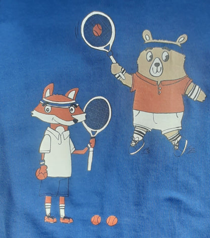 Camiseta niño de manga larga color azul con estampado de osito y zorrito tenistas Name It