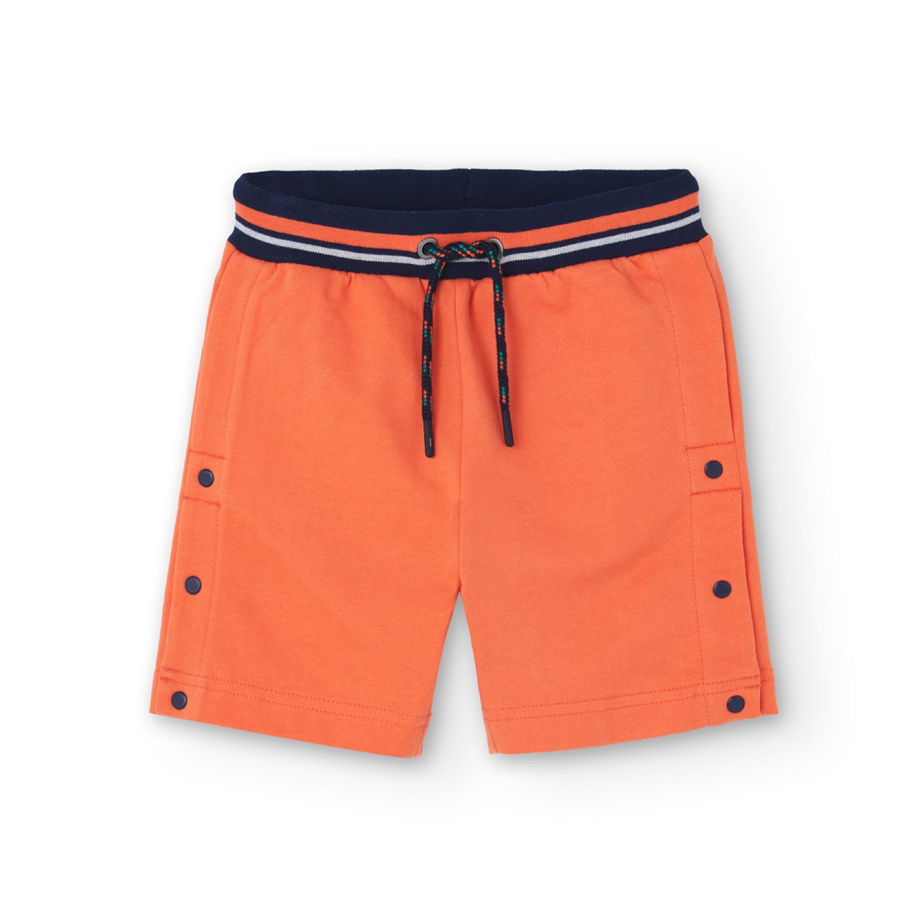 Bermudas de niño Boboli, color naranja y detalles azul marino en cinturilla y botones a presion en ambas piernas, goma y cordones en la cinturilla, algodon