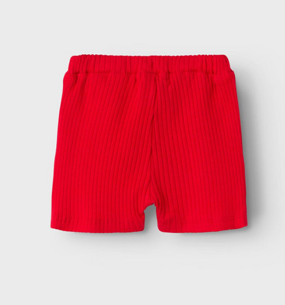 Short de bebé niña Name It color rojo con encaje algodón orgánico tejido acanalado koskids