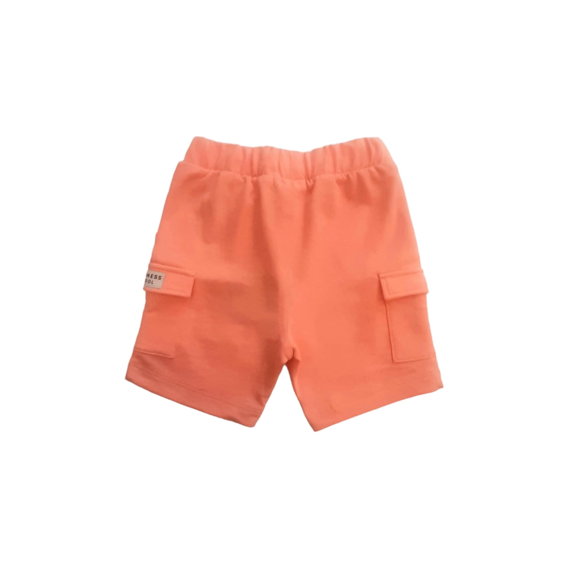 Bermudas niño Name It color naranja de algodon organico y poliester con dos bolsillos laterales y dos bolsillos cargo uno de ellos con etiqueta decorativa, goma y botones interiores para ajustar la cinturilla en Koskids