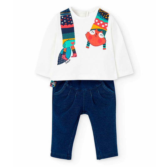 Conjunto bebé niña compuesto  camiseta de manga larga y volante en la parte de atras en color blanco con estampado de zorrito y pantalon denim Boboli